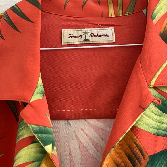 Mens Tommy Bahama M like new - Picture 8 of 9